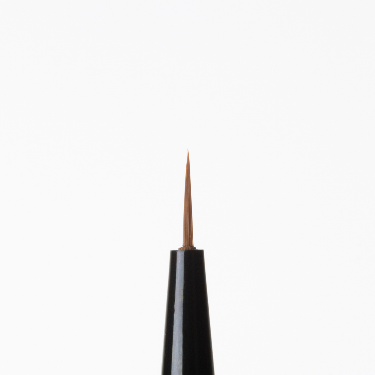 Built-In Cap Brushes — Nano Liner 5mm Brush